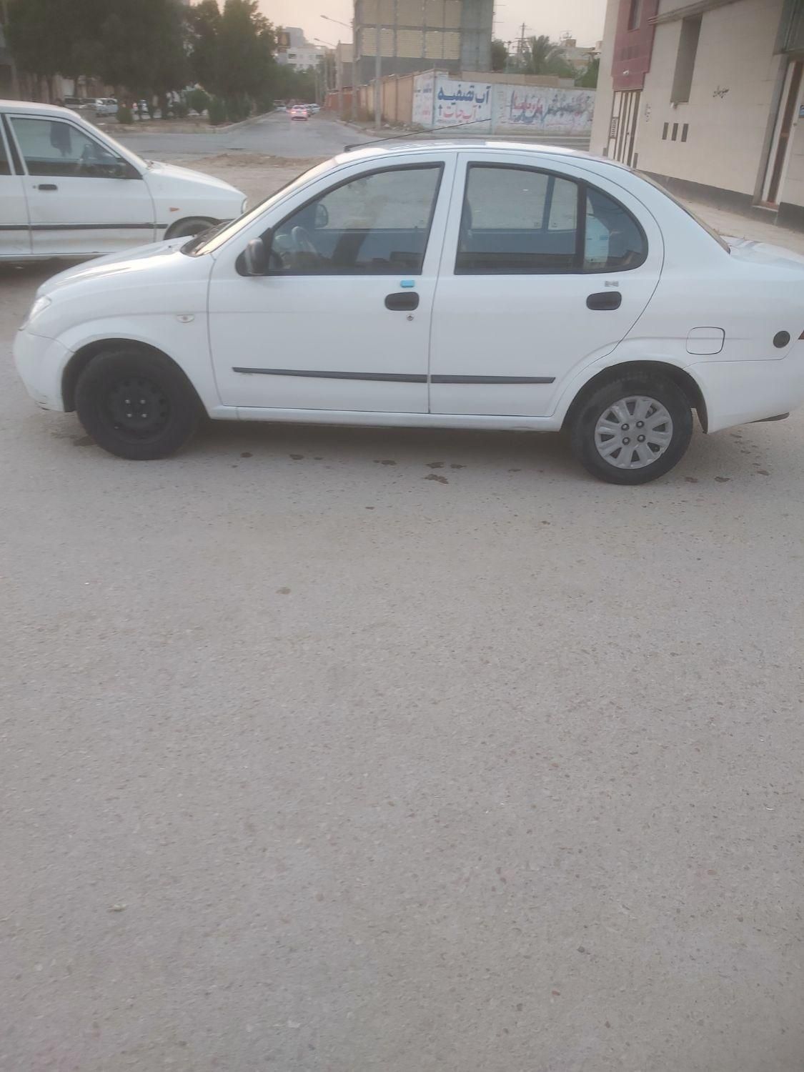 تیبا صندوق دار SX - 1396