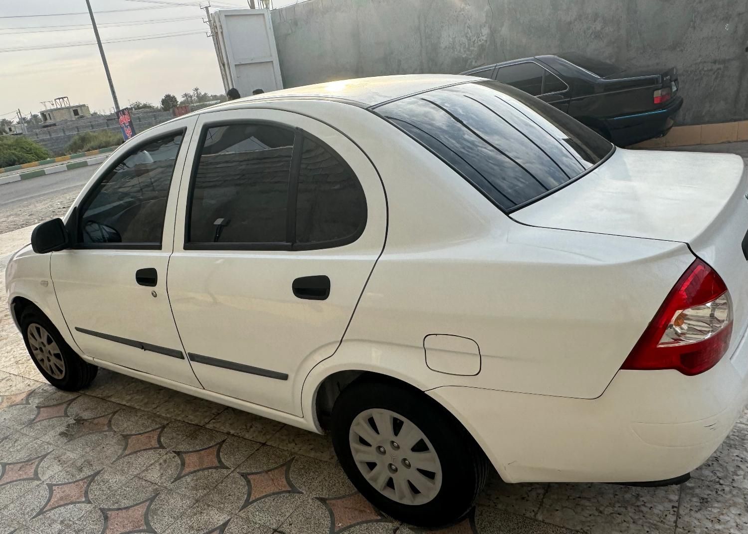 تیبا صندوق دار SX - 1398