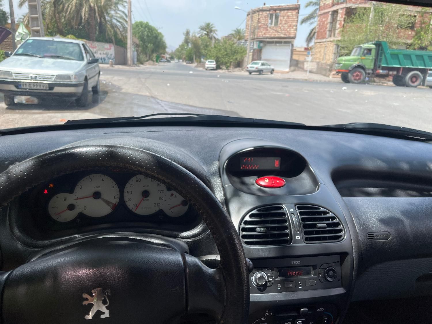 پژو 206 تیپ 2 - 1400
