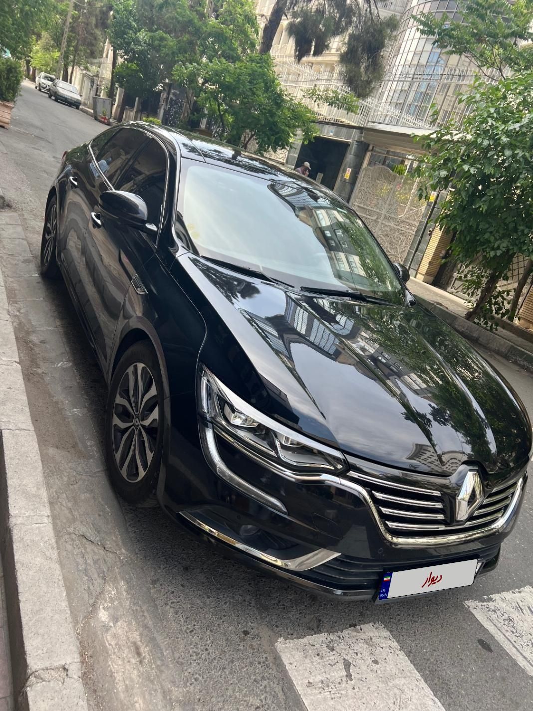 خودرو رنو، تالیسمان آگهی ann_17960879