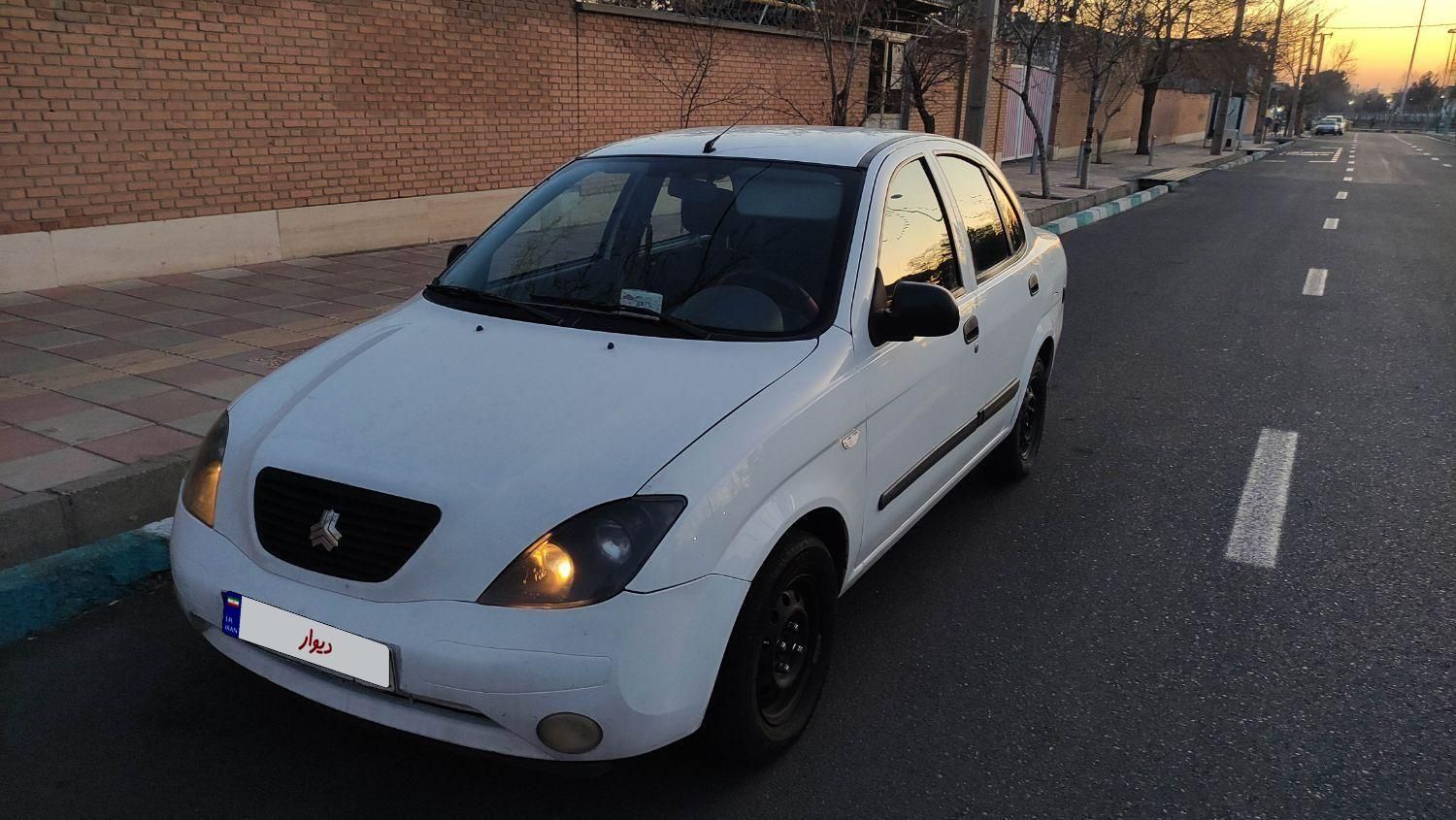 تیبا صندوق دار SX - 1394
