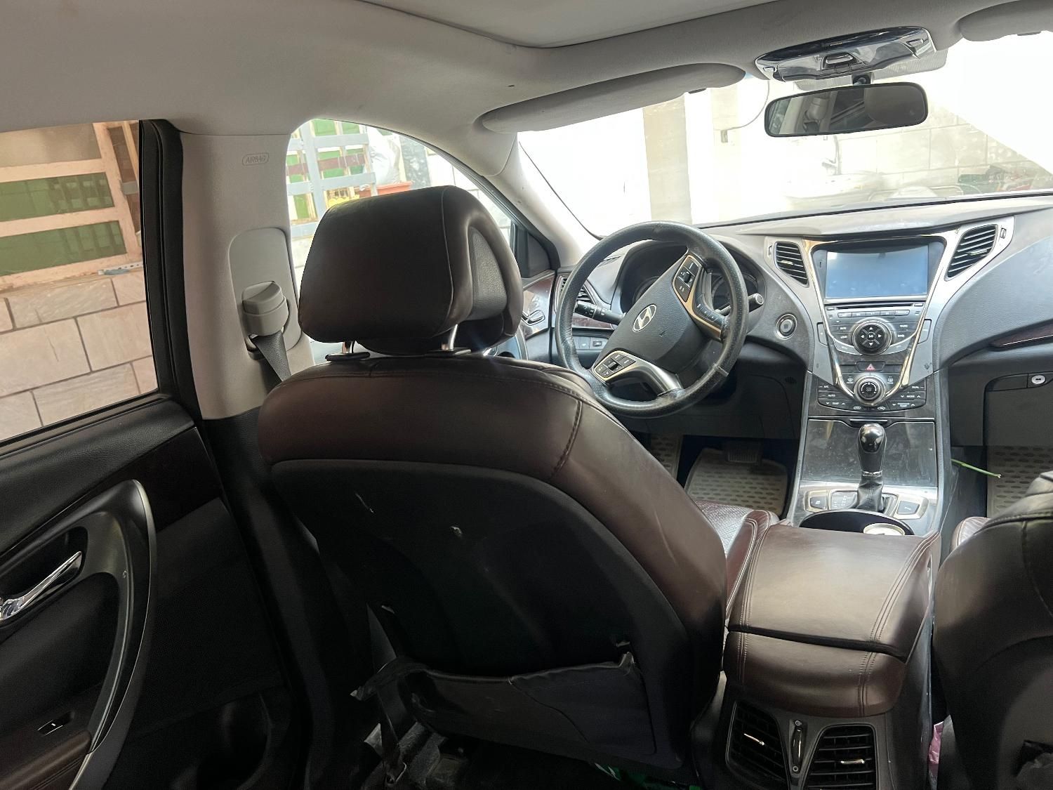 هیوندای آزرا (گرنجور) 3300cc - 2011