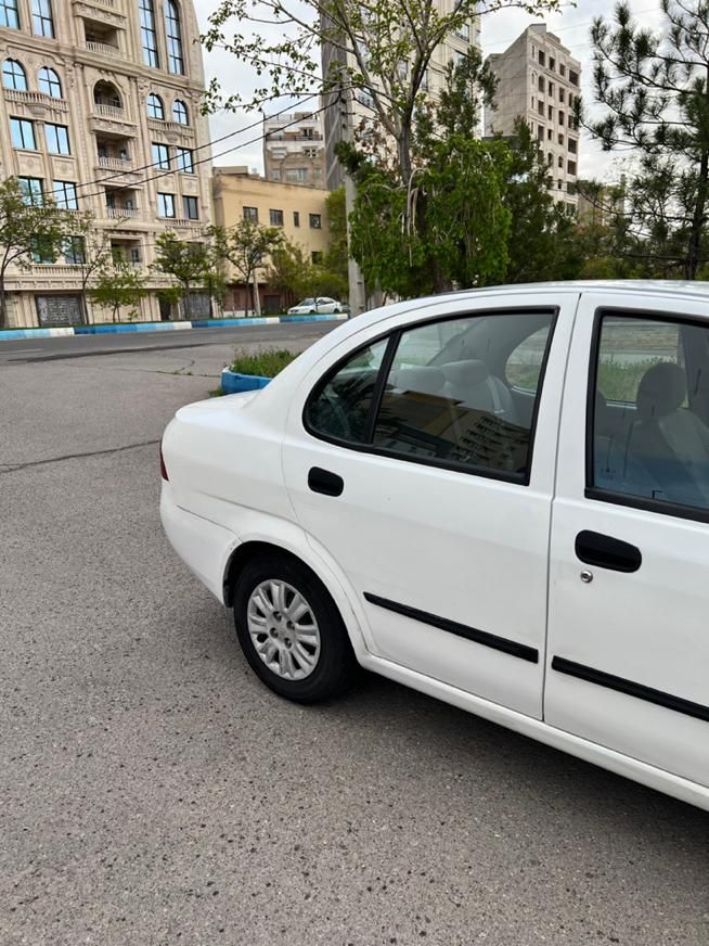 تیبا صندوق دار SX - 1399