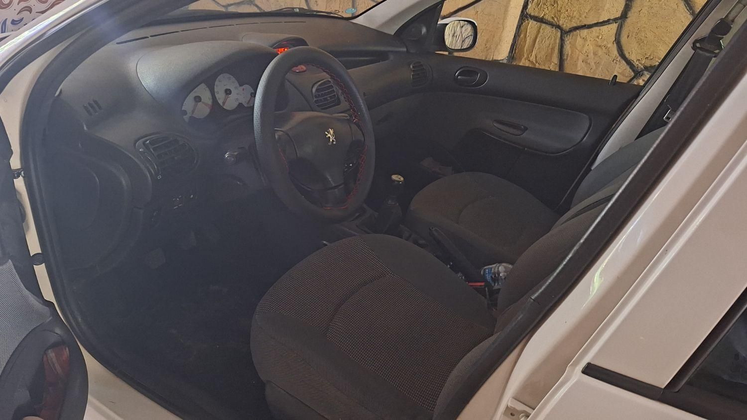 پژو 206 SD v8 - 1395