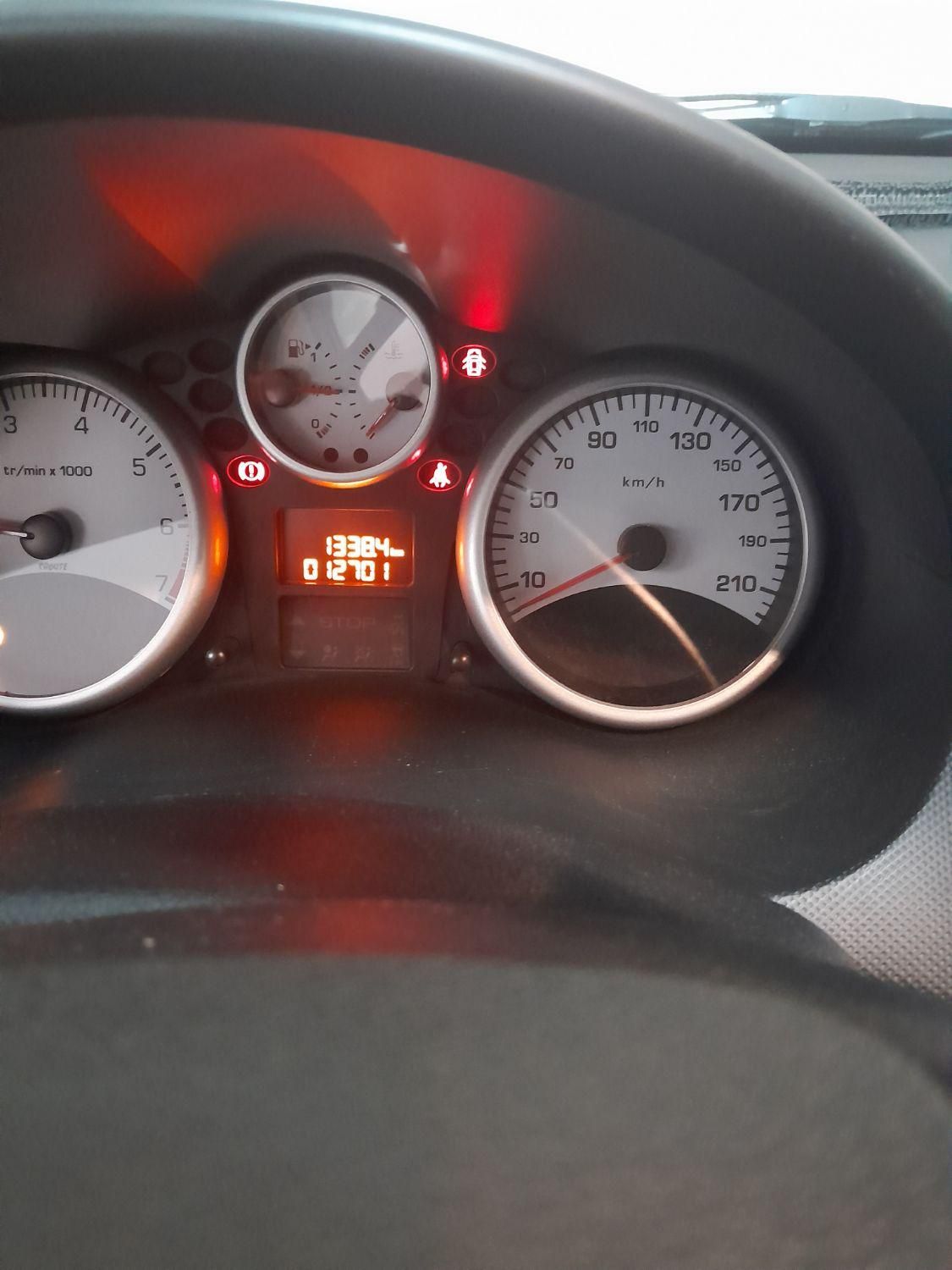 پژو 207 دنده‌ای با موتور TU3 - 1402