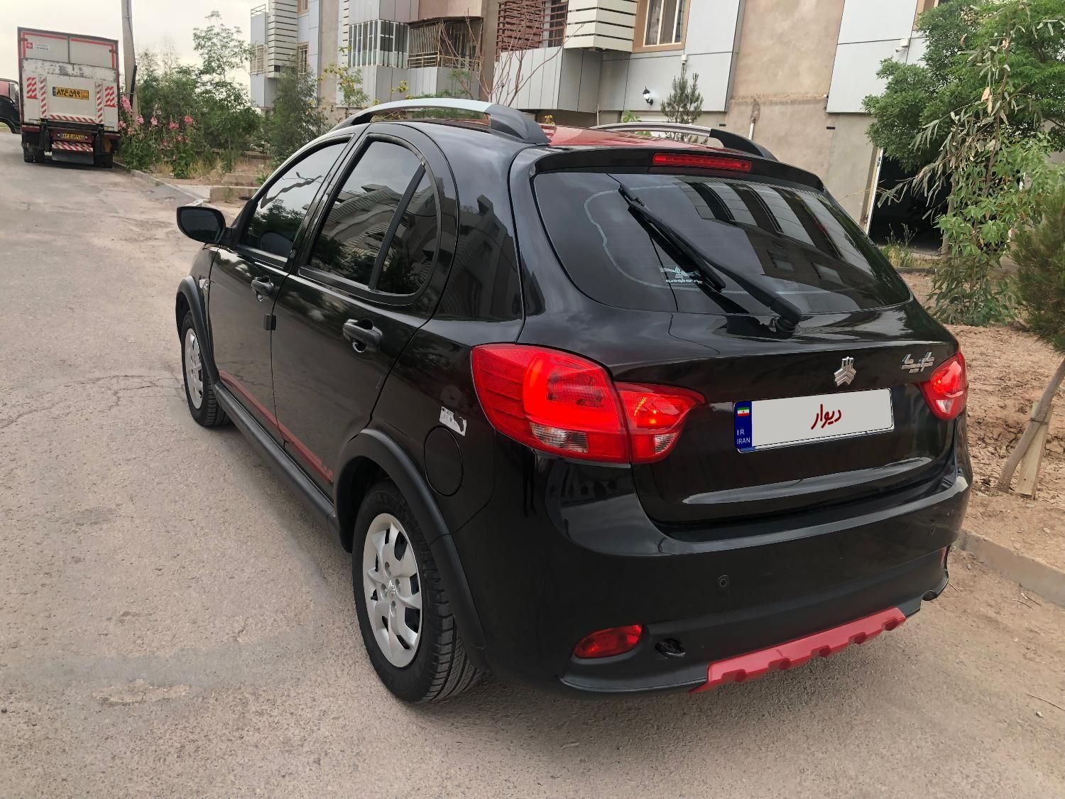 کوییک R دنده‌ای - 1402