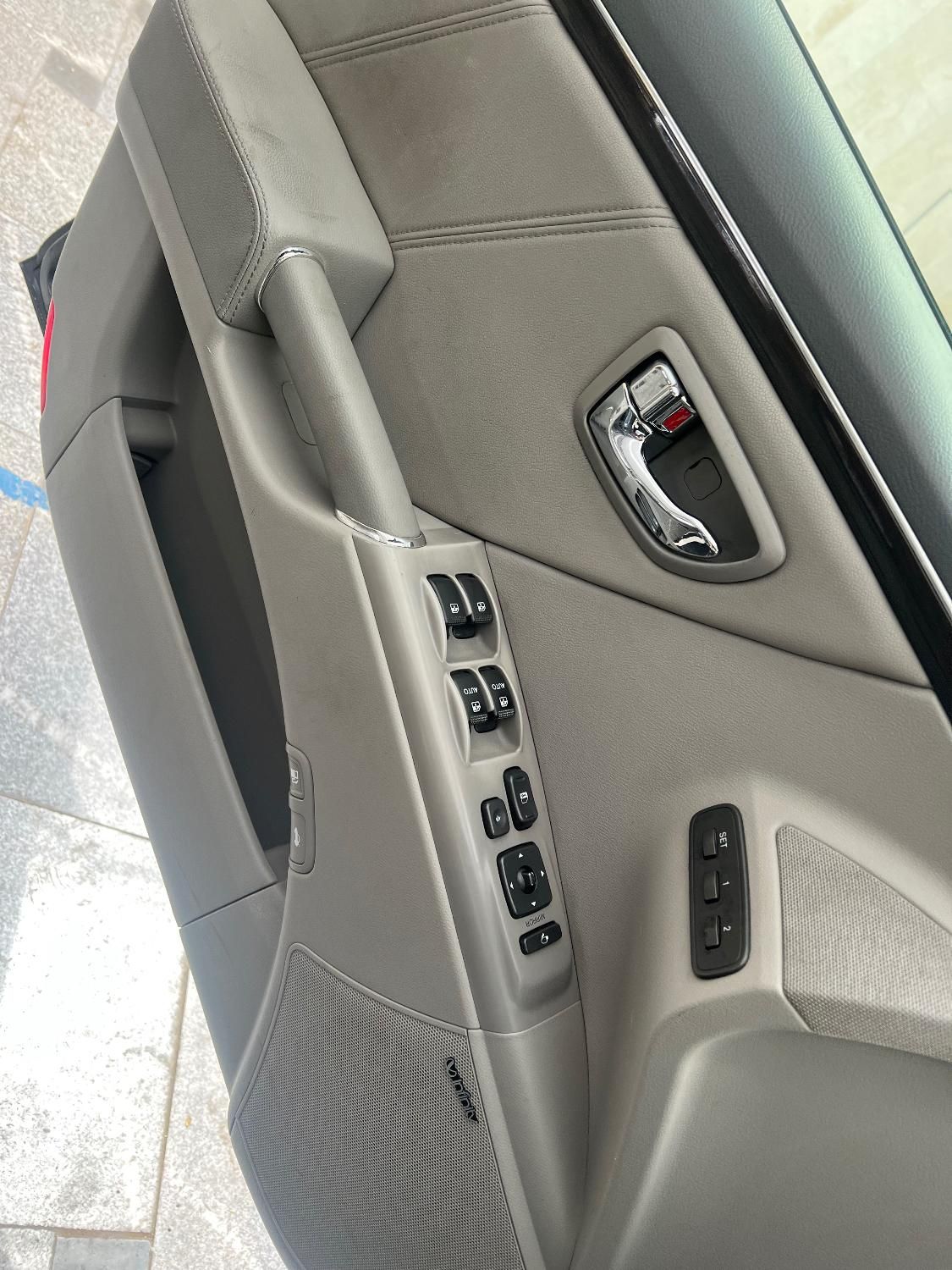 هیوندای آزرا (گرنجور) 3300cc - 2010