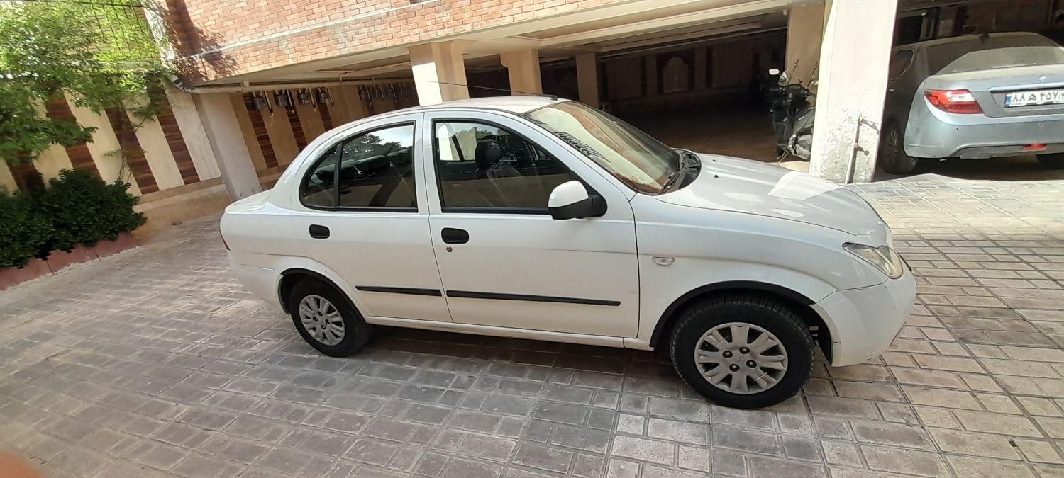 تیبا صندوق دار SX - 1399