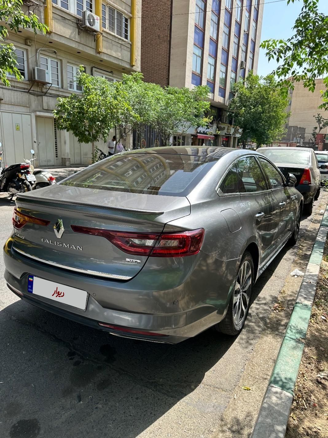 خودرو رنو، تالیسمان آگهی ann_17965500