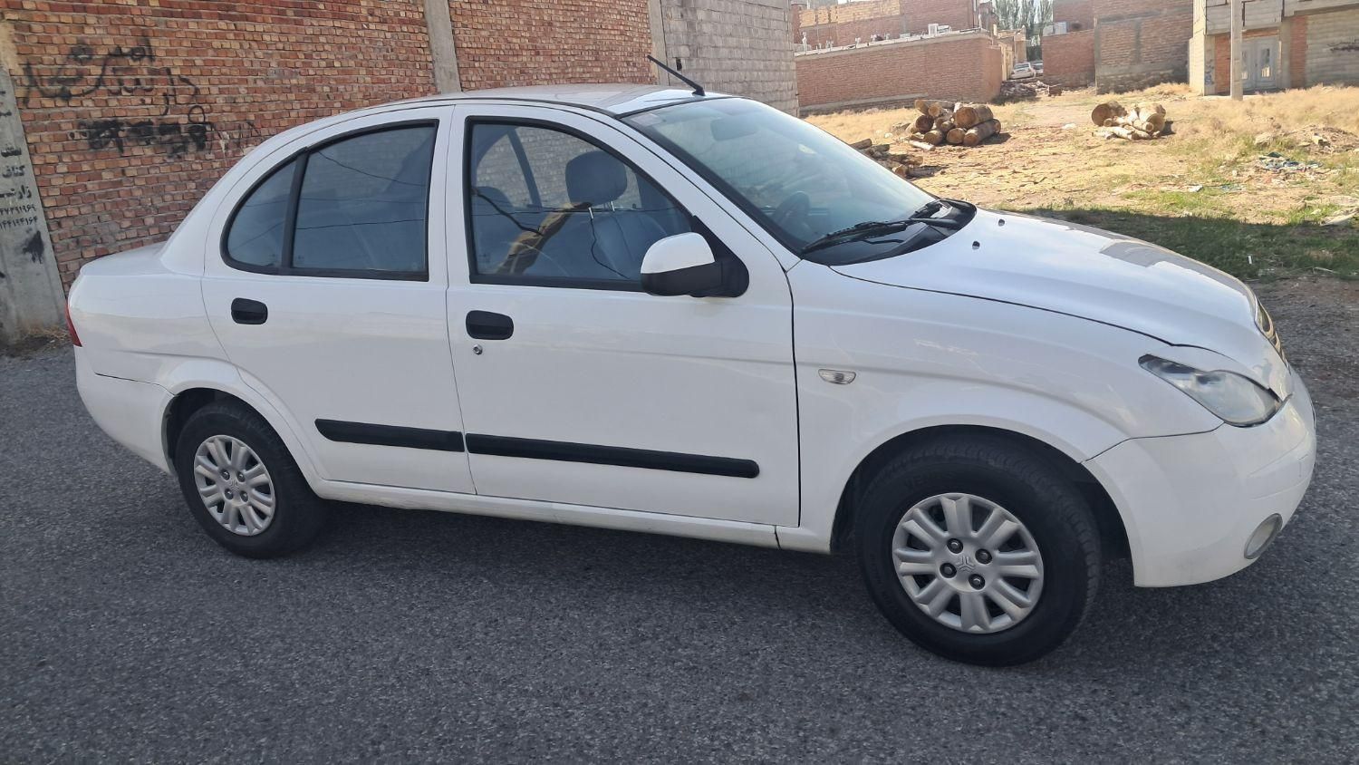 تیبا صندوق دار EX - 1394