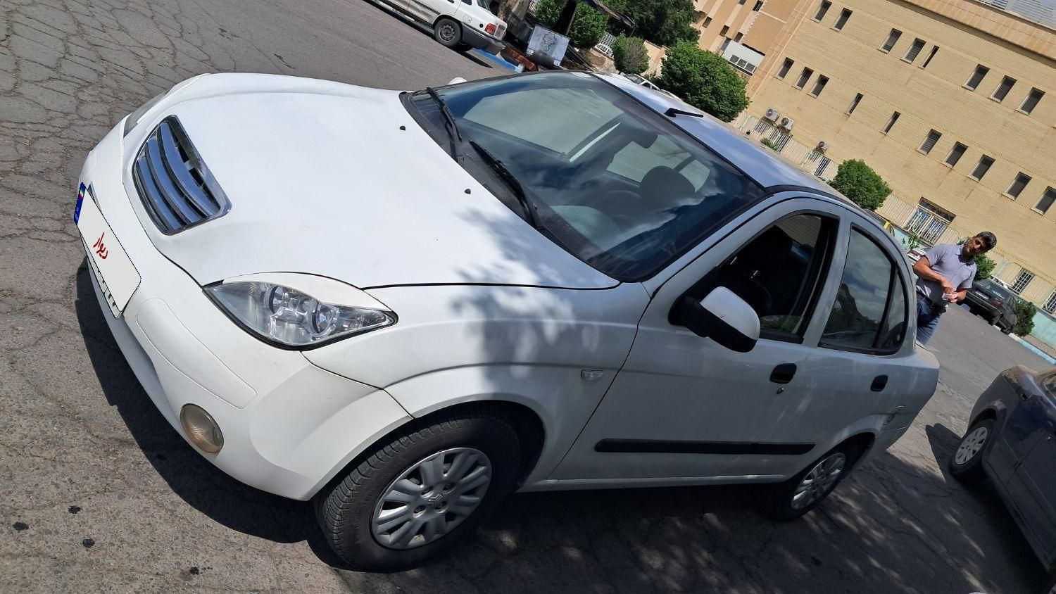 تیبا صندوق دار EX - 1394