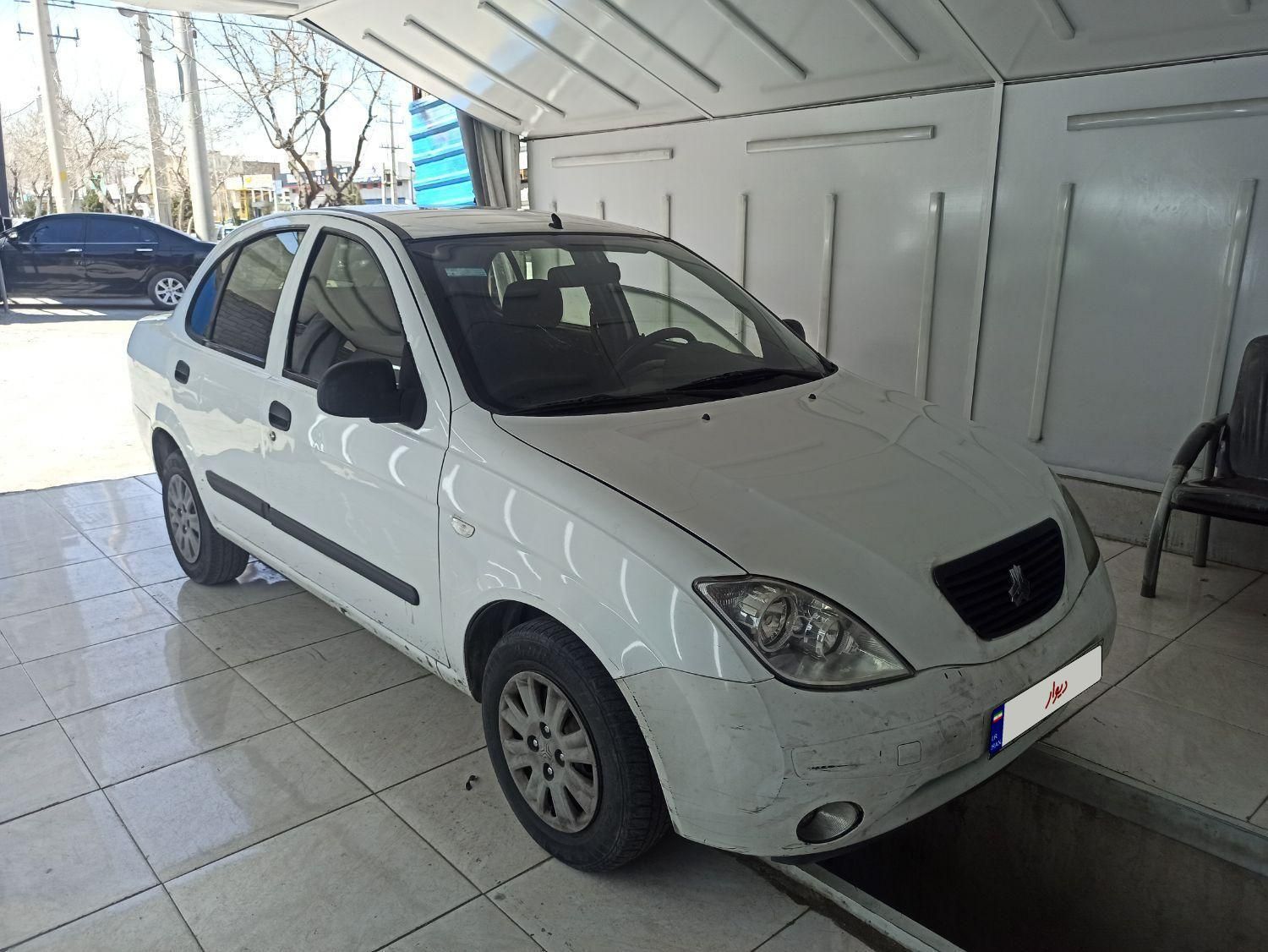 تیبا صندوق دار EX - 1390