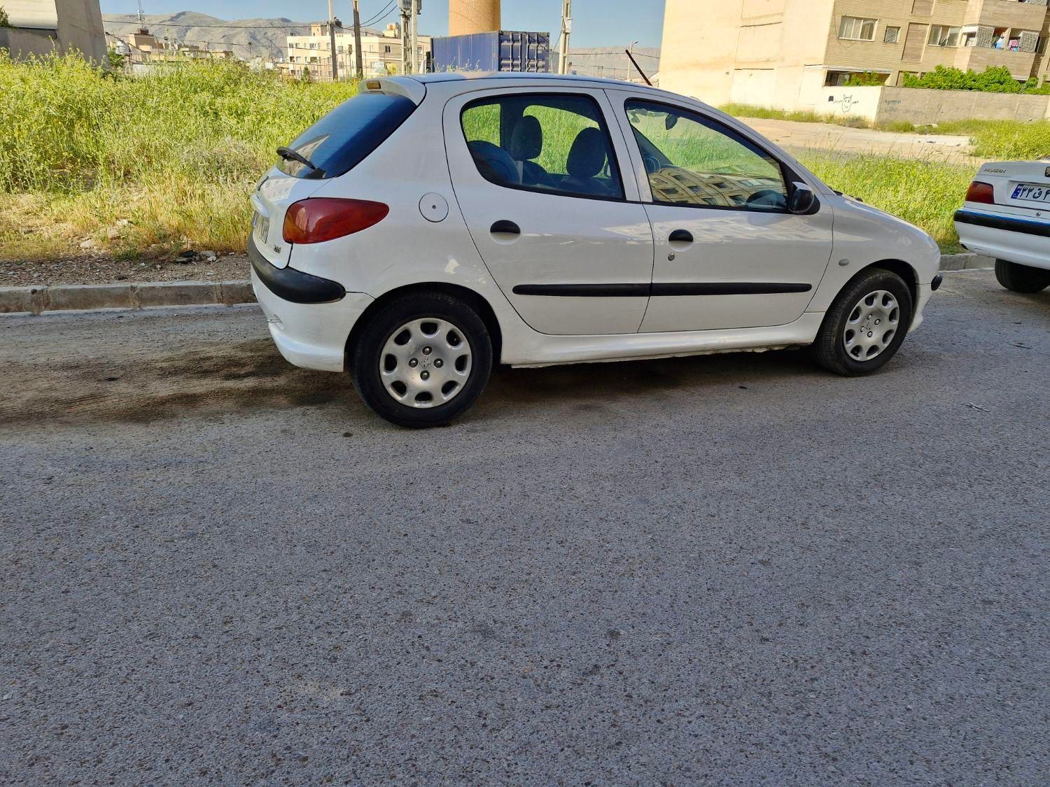 پژو 206 تیپ 5 - 1392