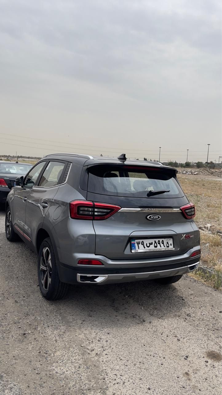 ام وی ام X55 پرو IE اسپرت - 2022