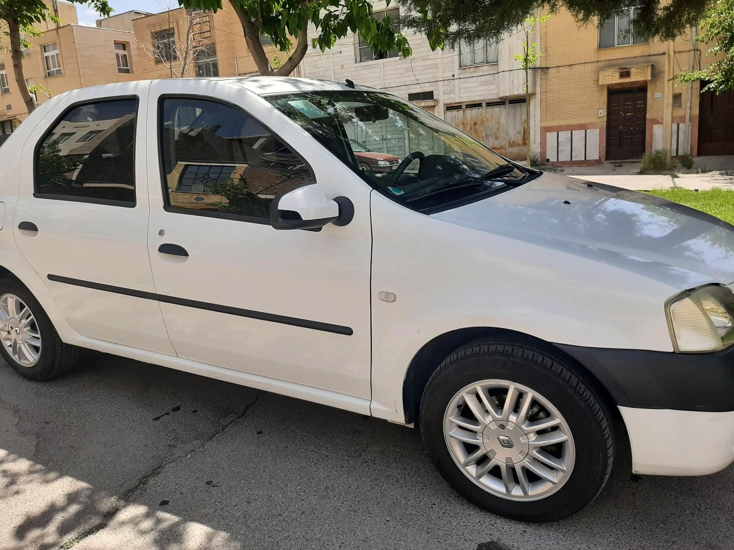 رنو تندر 90 E2 - 1396
