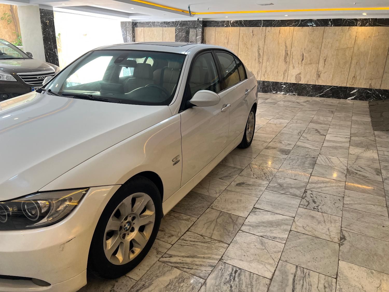 ب ام و سری 3 سدان 320i - 2007