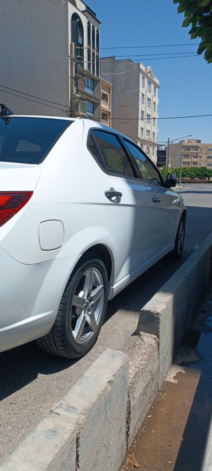 دنا پلاس اتوماتیک توربو - 1401