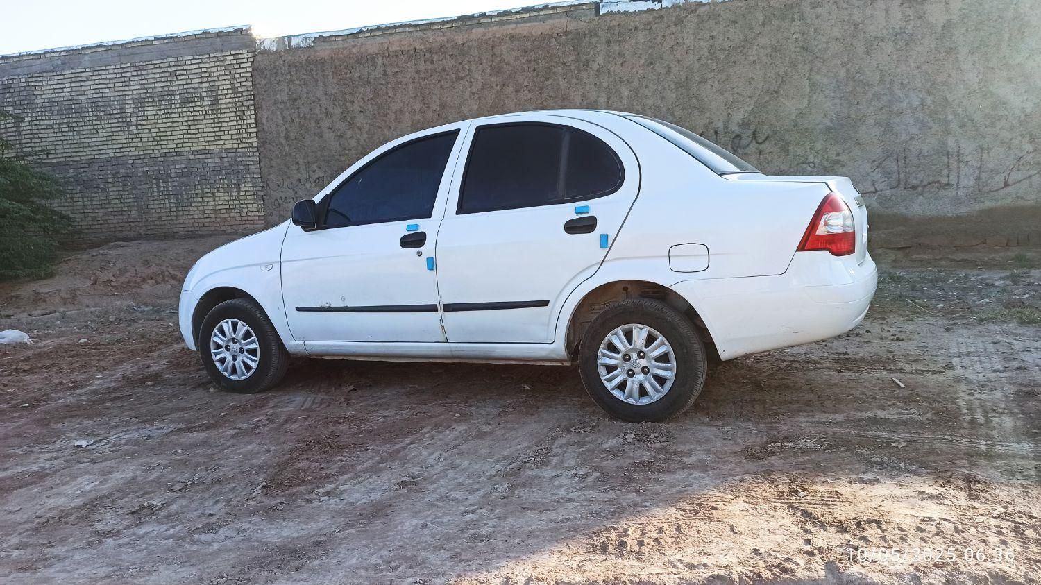 تیبا صندوق دار SX - 1397