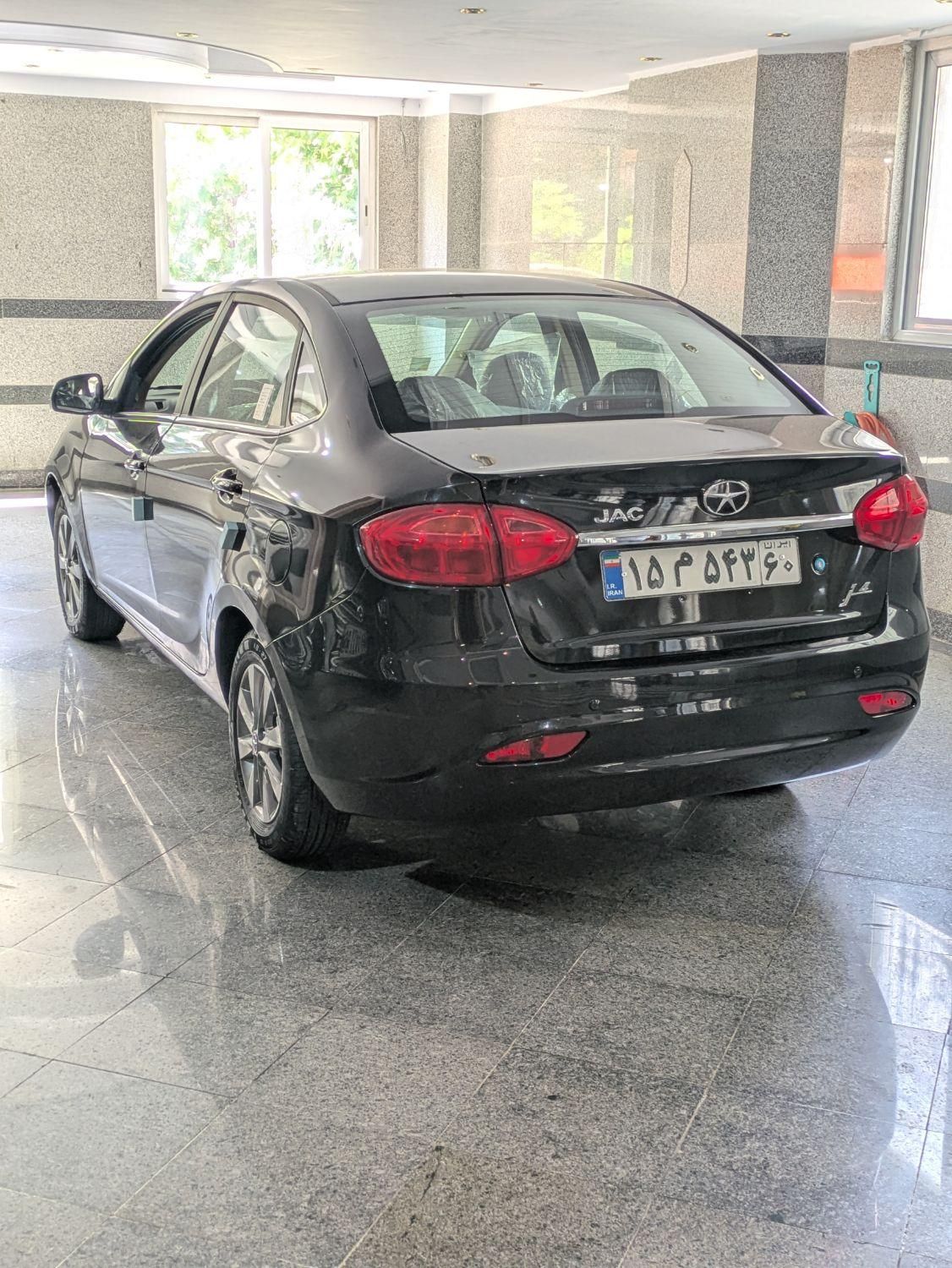 جک J4 اتوماتیک - 2025