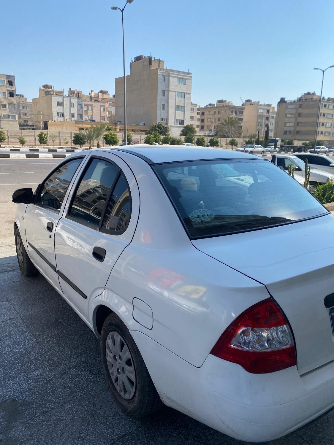 تیبا صندوق دار SX - 1400