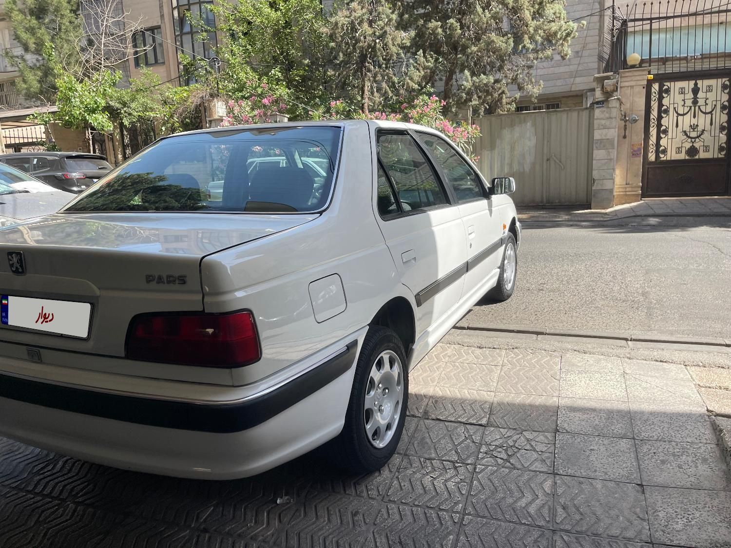 پژو پارس دوگانه سوز - 1389