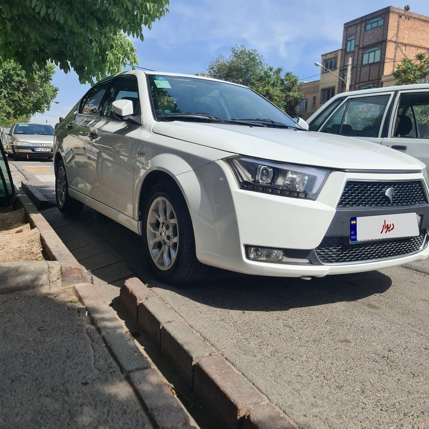 خودرو دنا، پلاس آگهی ann_17970400