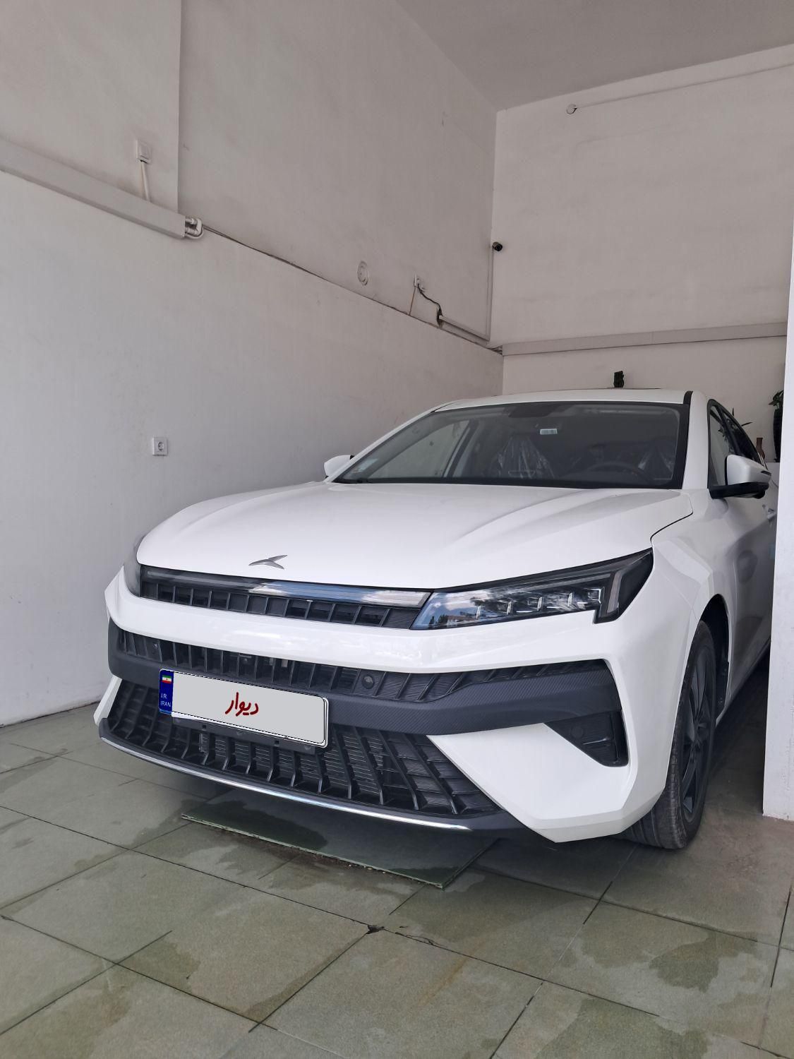 کی ام سی J7 اتوماتیک - 2025