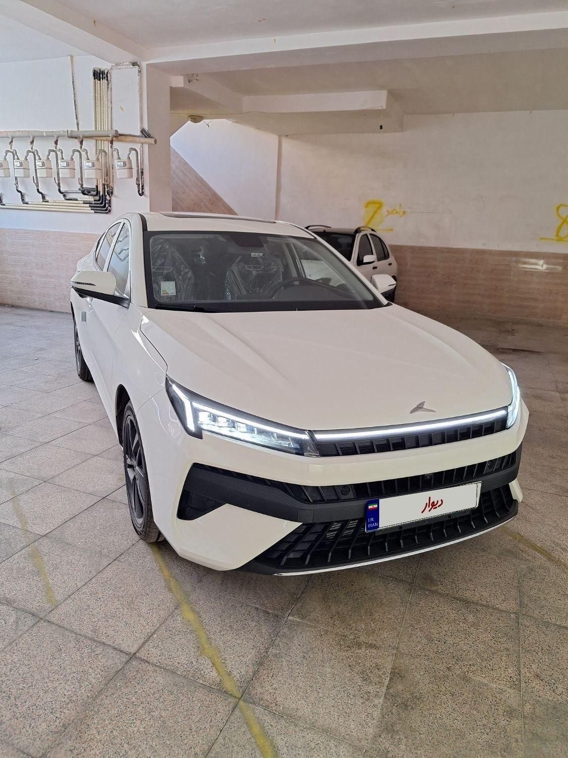 خودرو کی ام سی، J7 آگهی ann_17970655