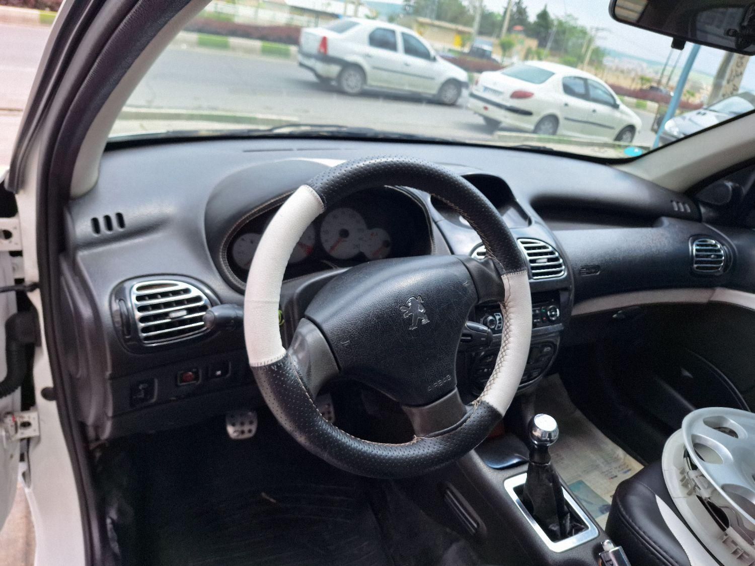 پژو 206 SD v8 - 1394