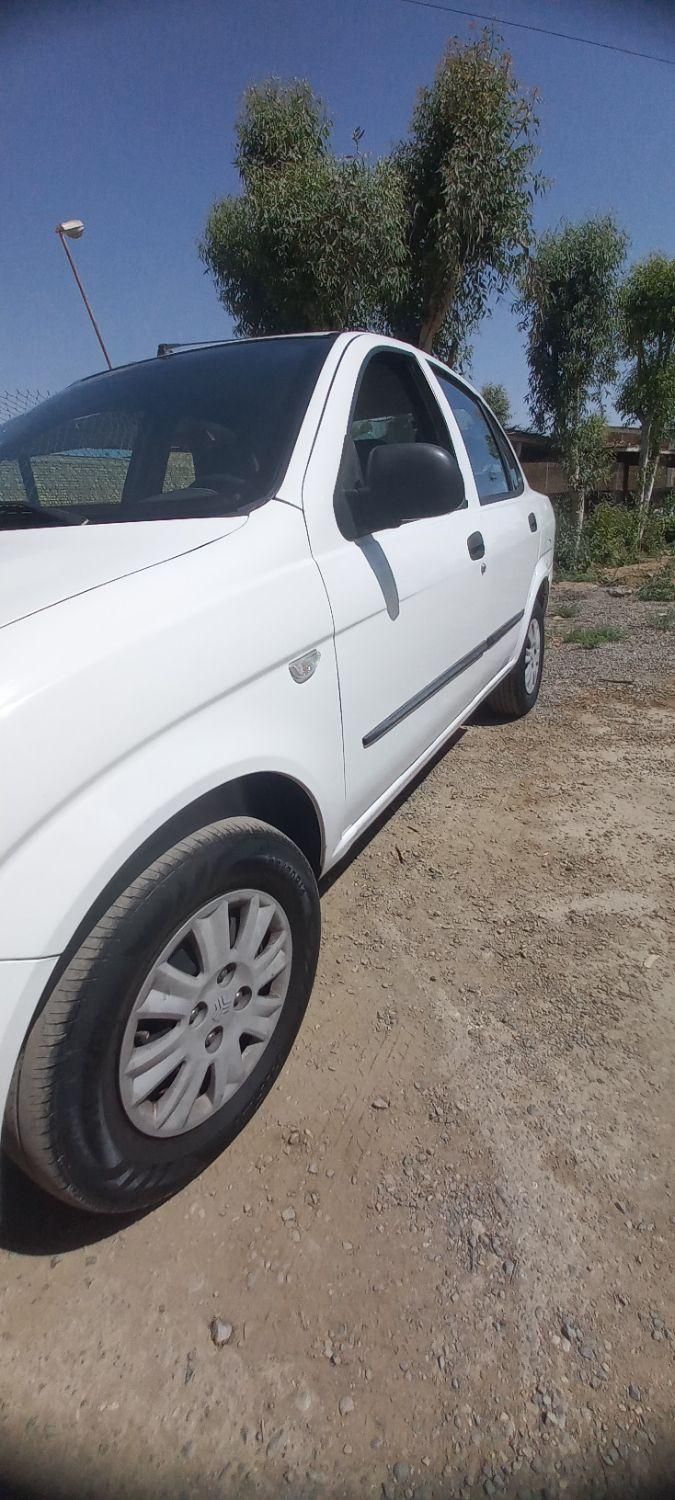 تیبا صندوق دار SX - 1400