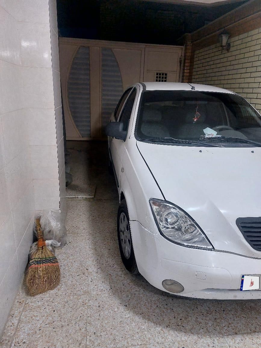 تیبا صندوق دار EX - 1395