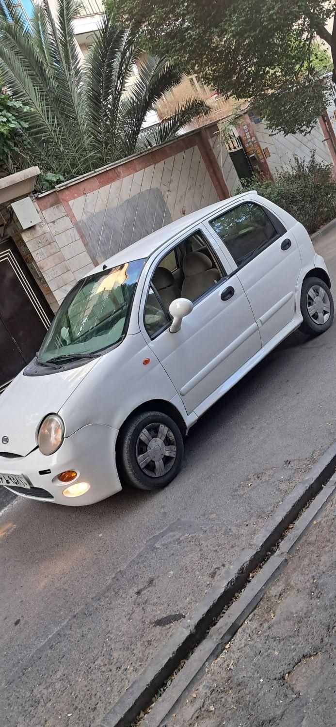 ام وی ام 110 چهار سیلندر دنده ای - 2011