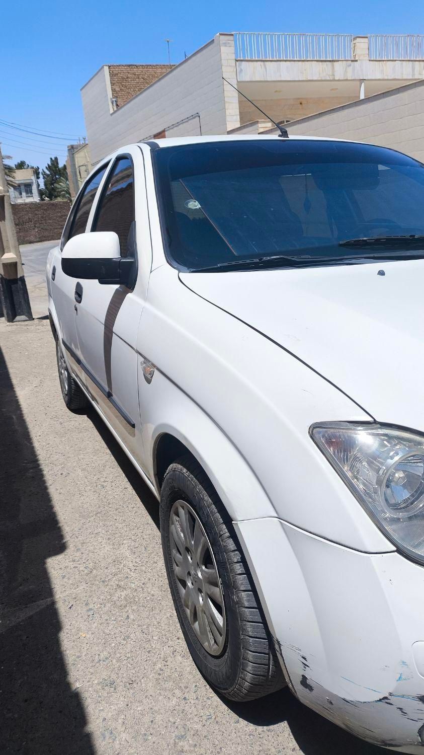 تیبا صندوق دار SX - 1398
