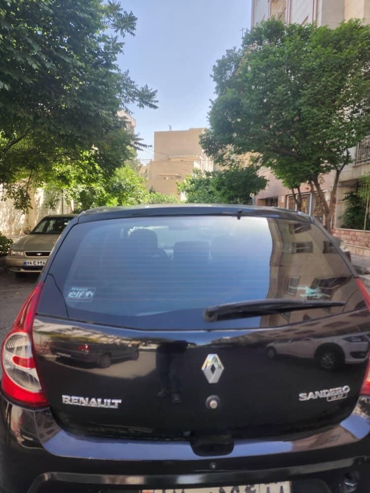 رنو ساندرو اتوماتیک - 1396