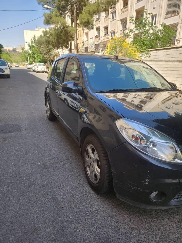 رنو ساندرو اتوماتیک - 1396