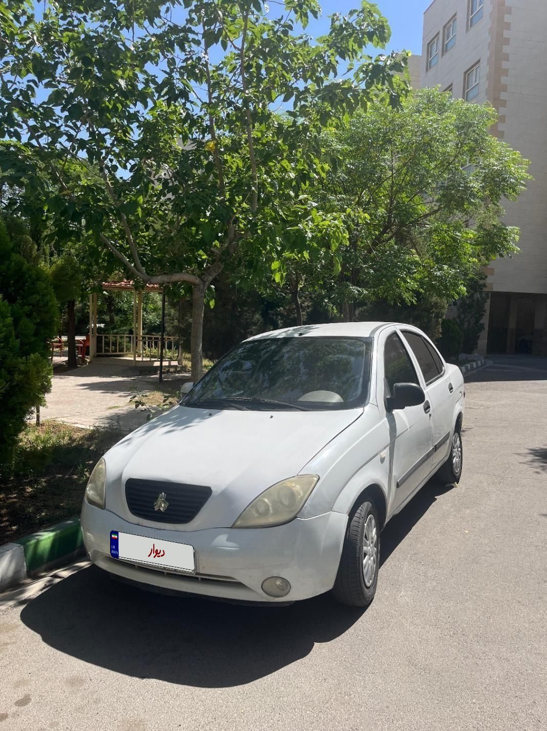 تیبا صندوق دار SX - 1390