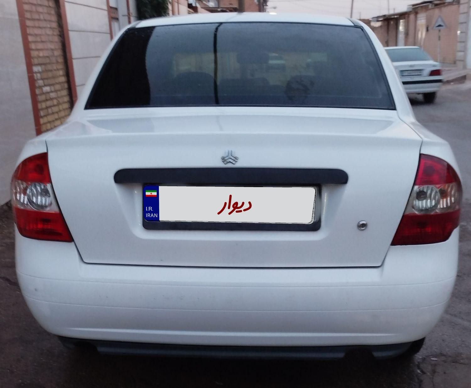 تیبا صندوق دار SX - 1399
