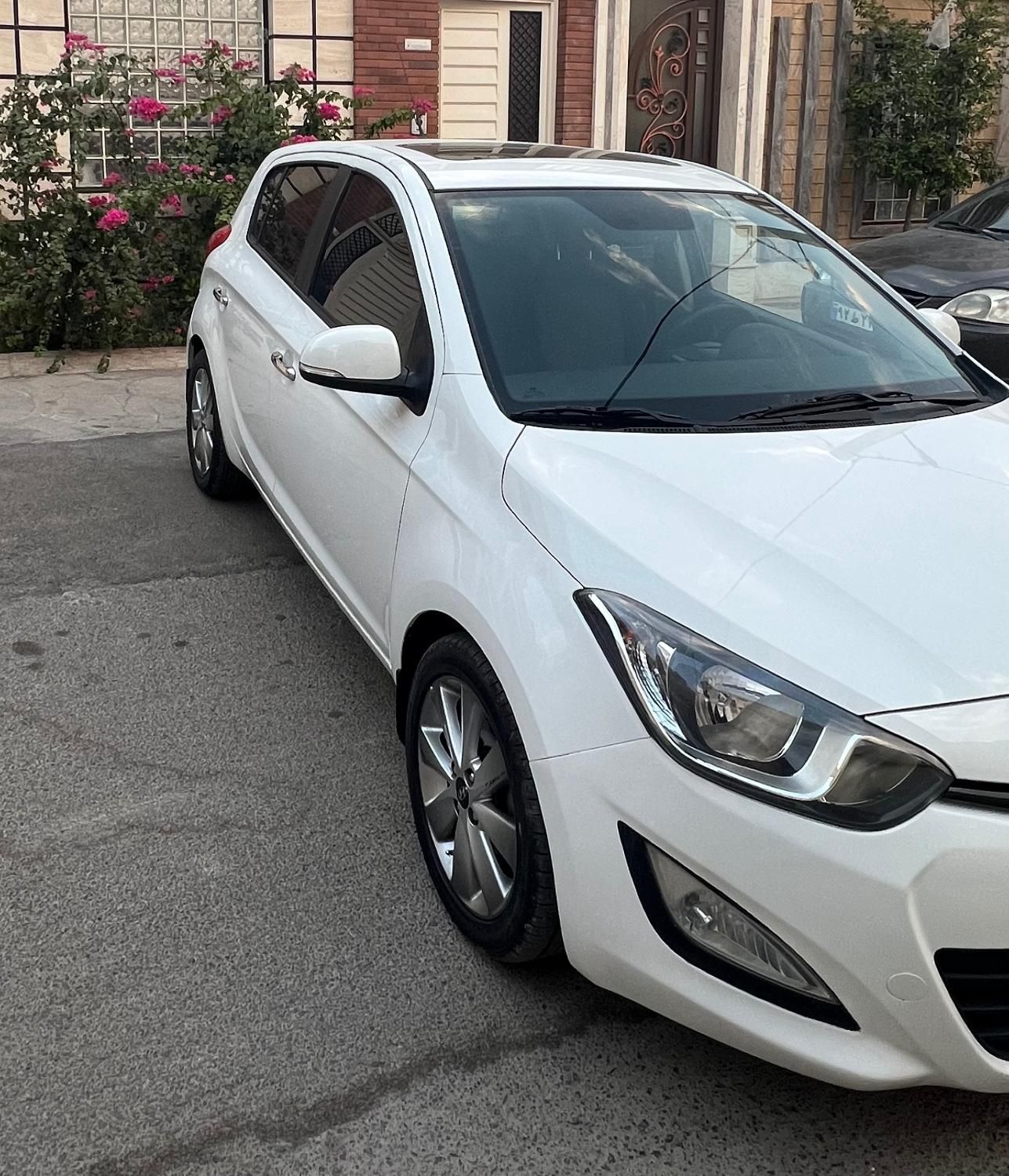 هیوندای i20 فول وارداتی - 2015