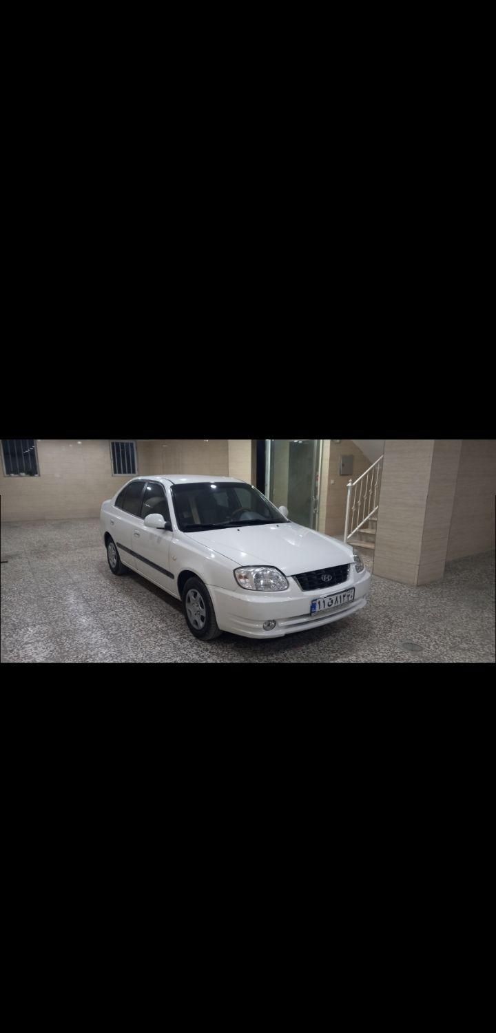 هیوندای ورنا دنده‌ ای - 2009