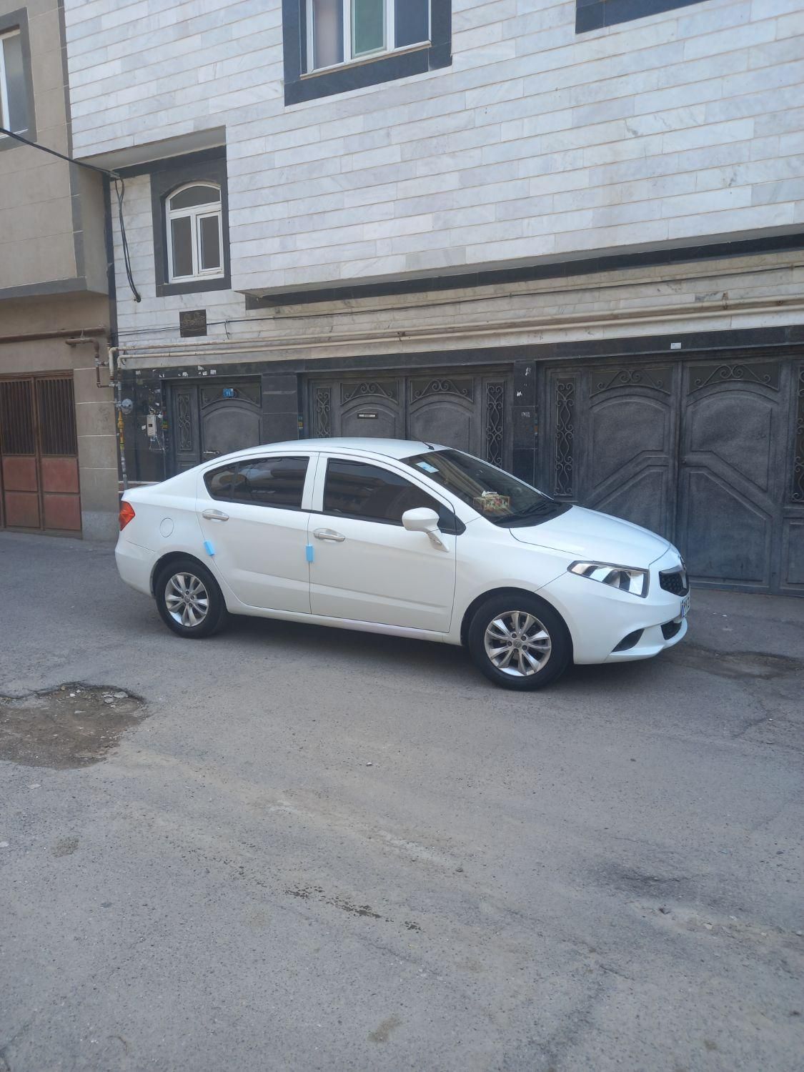 برلیانس H230 دنده‌ای - 2017