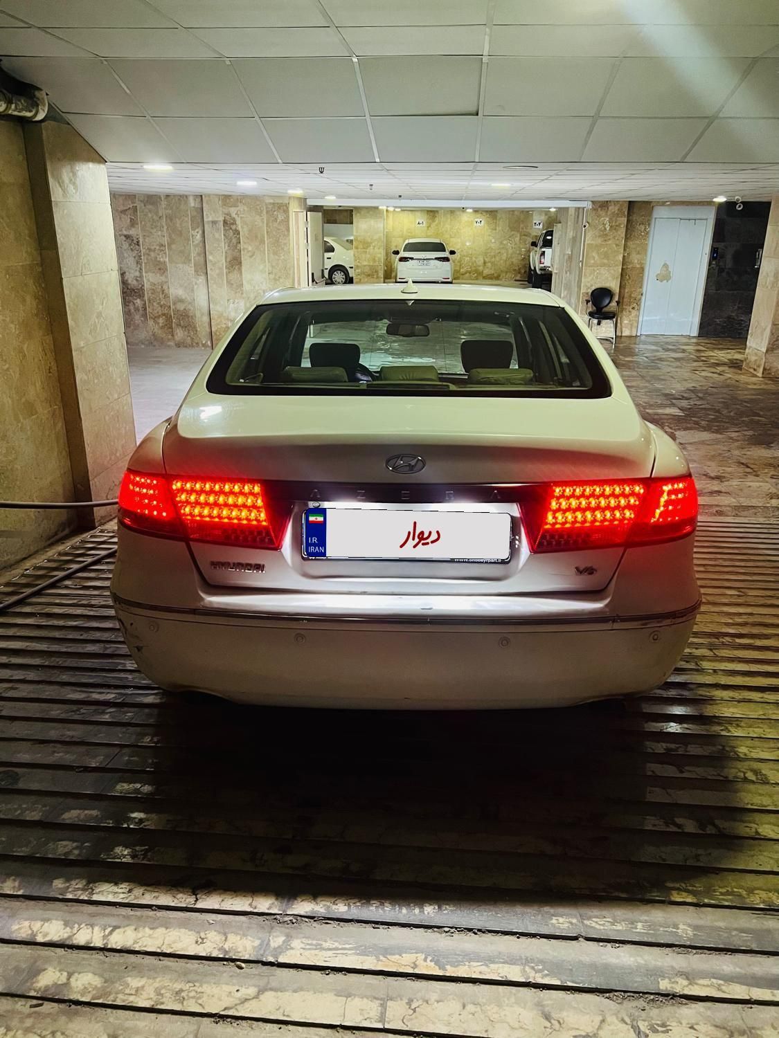 هیوندای آزرا (گرنجور) 3300cc - 2009