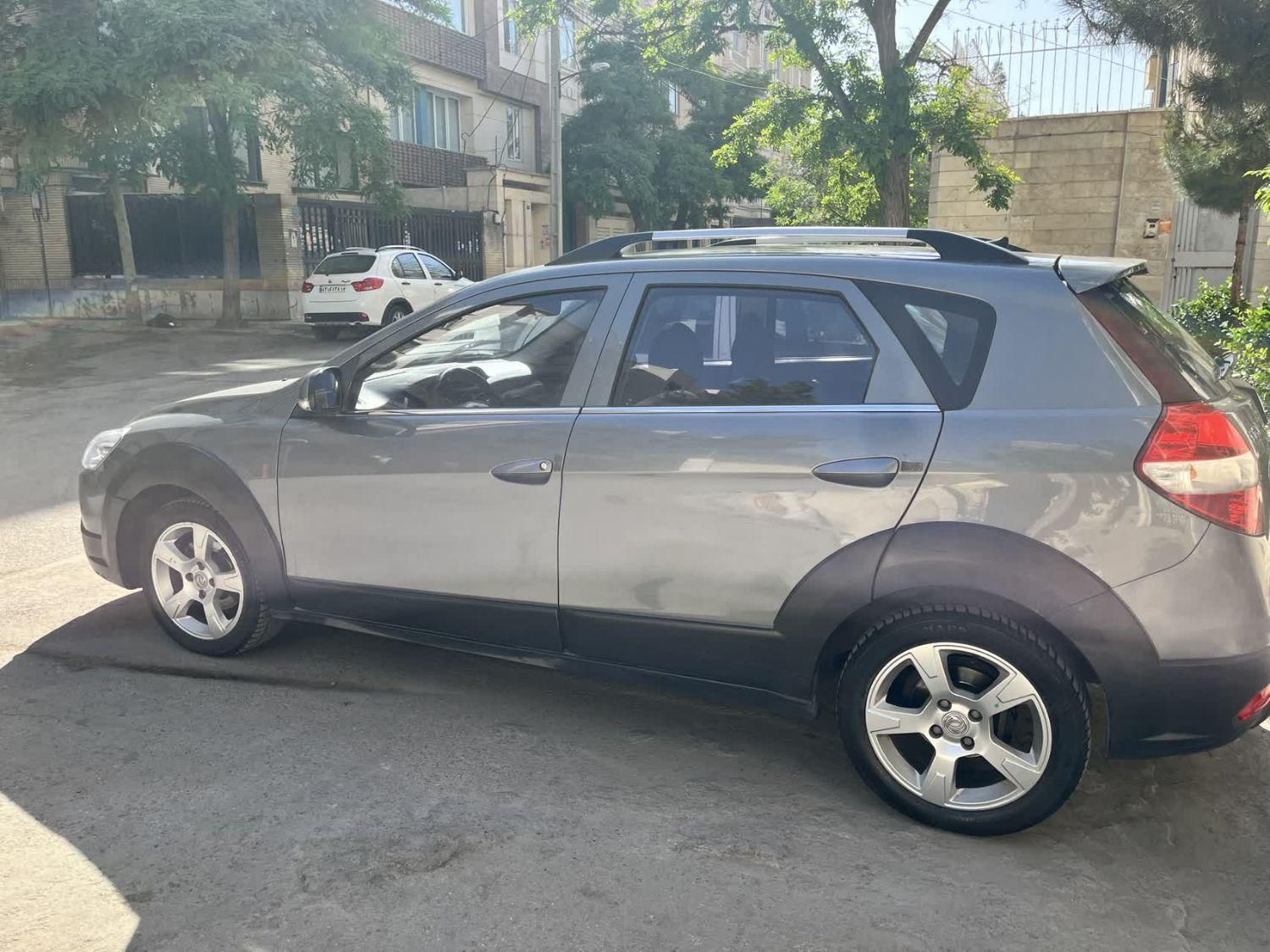 خودرو دانگ فنگ، H30 کراس آگهی ann_17974846