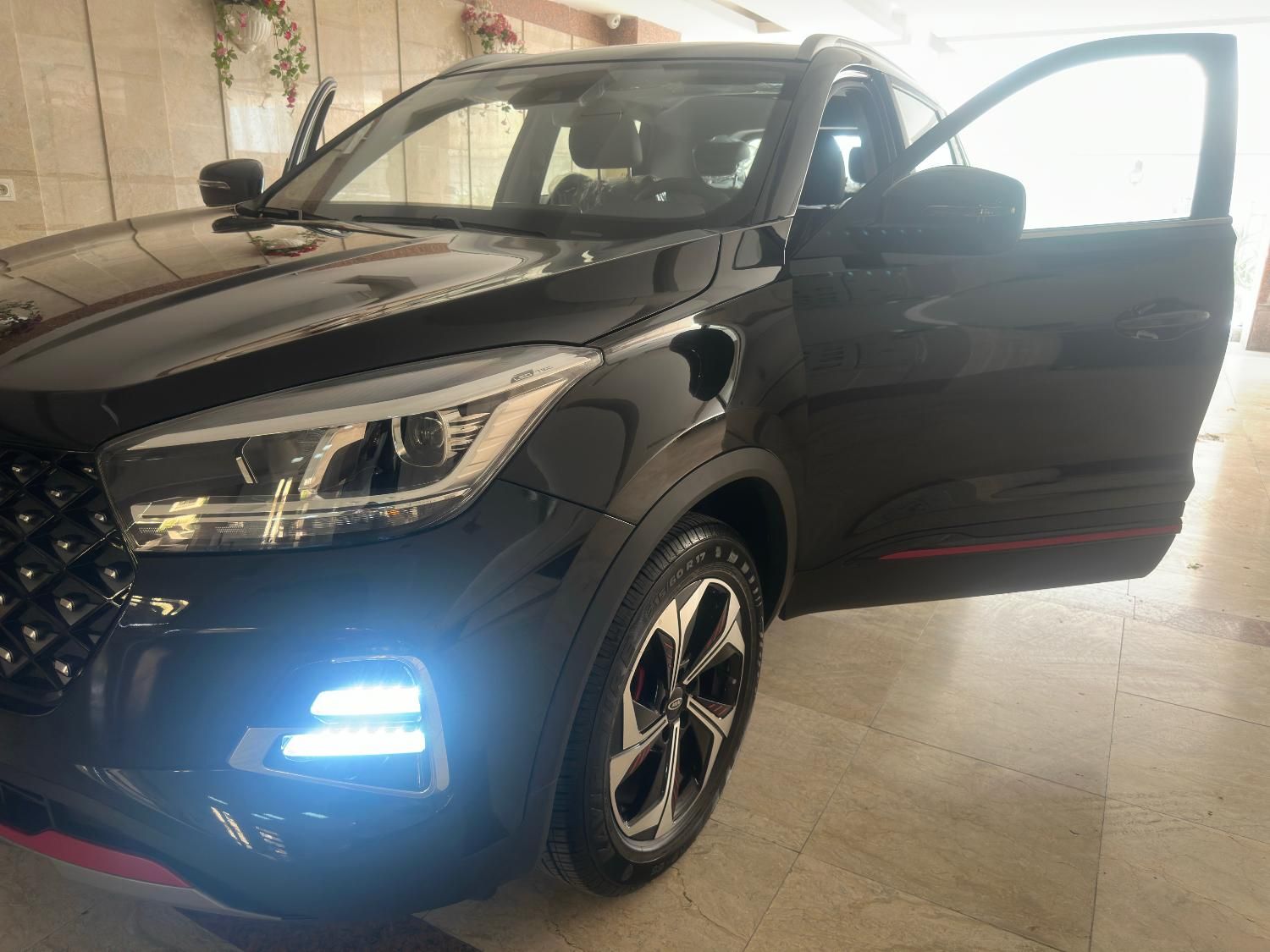 ام وی ام X55 پرو IE - 2023