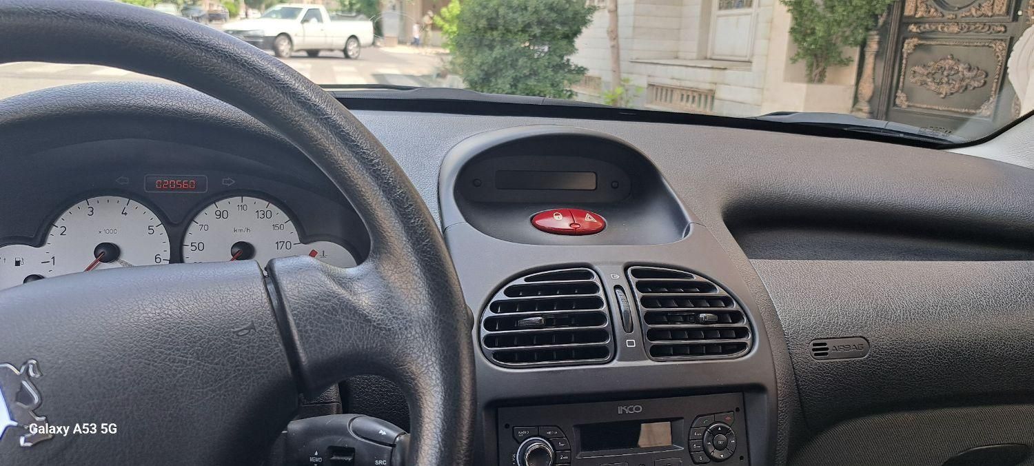 پژو 207 دنده‌ای - 1402