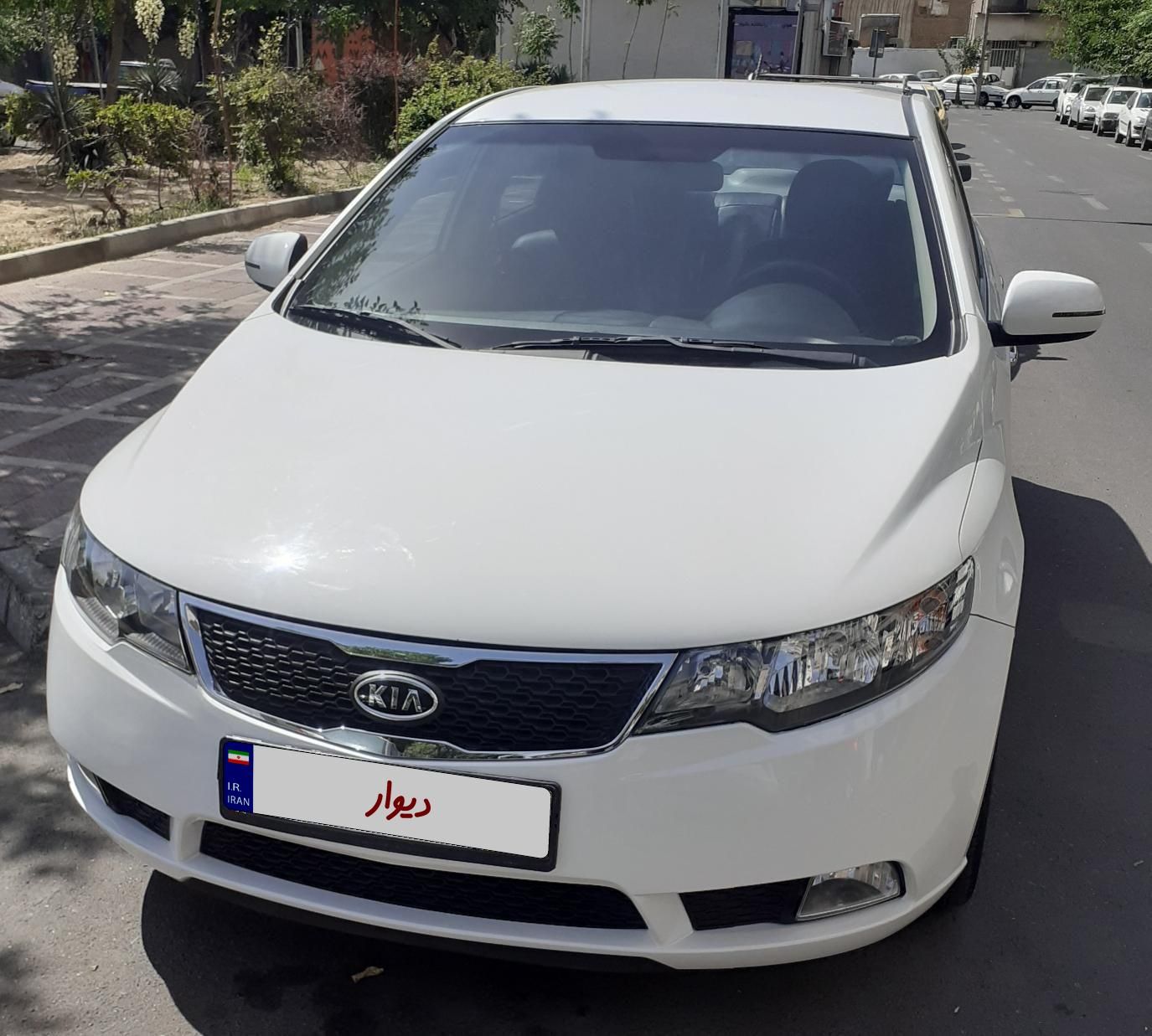 خودرو کیا، سراتو مونتاژ آگهی ann_17975130