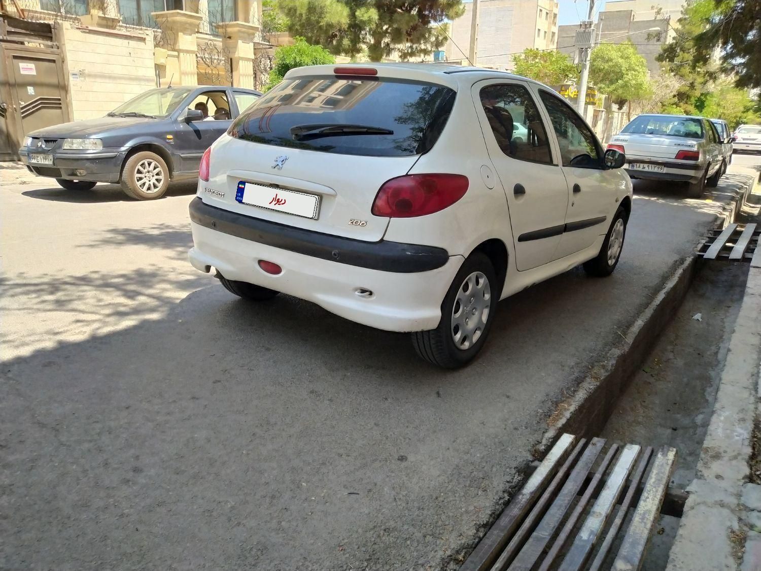 پژو 206 تیپ 5 - 1393