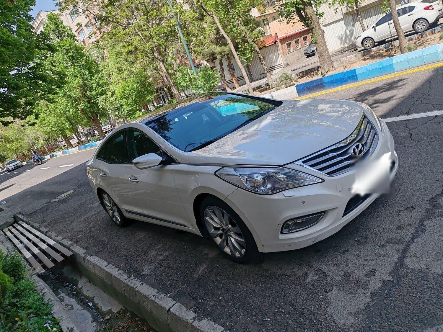 هیوندای آزرا (گرنجور) 3000cc - 2013