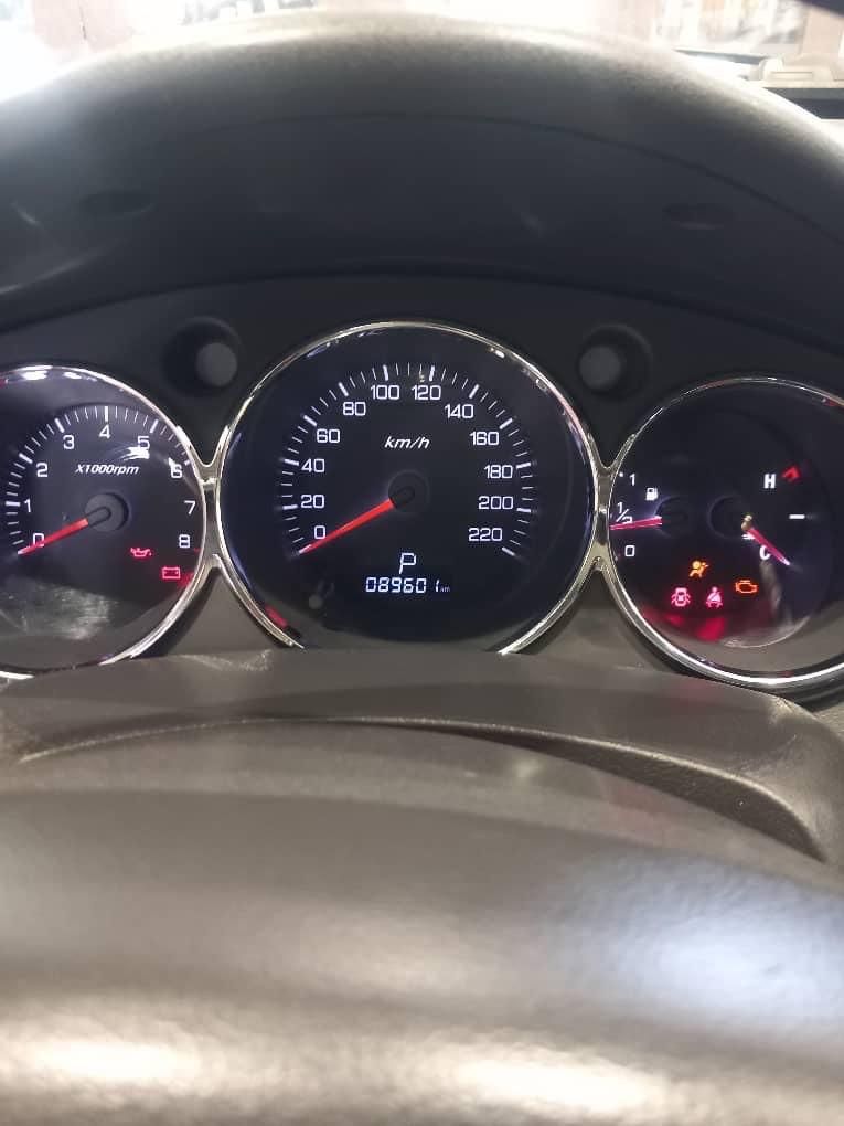 دانگ فنگ H30 کراس اتوماتیک - 1397