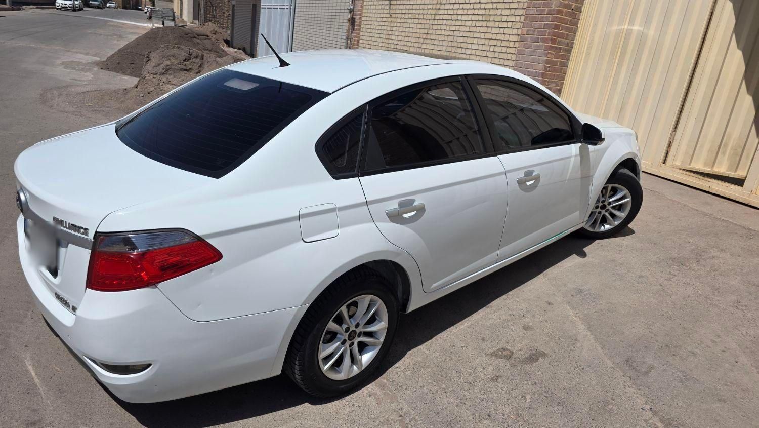برلیانس H330 اتوماتیک 1500 - 2016