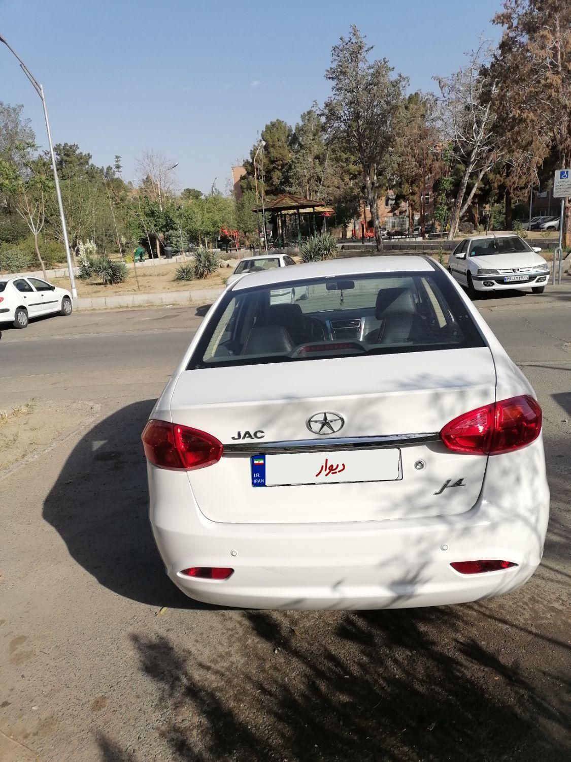 جک J4 اتوماتیک - 2024